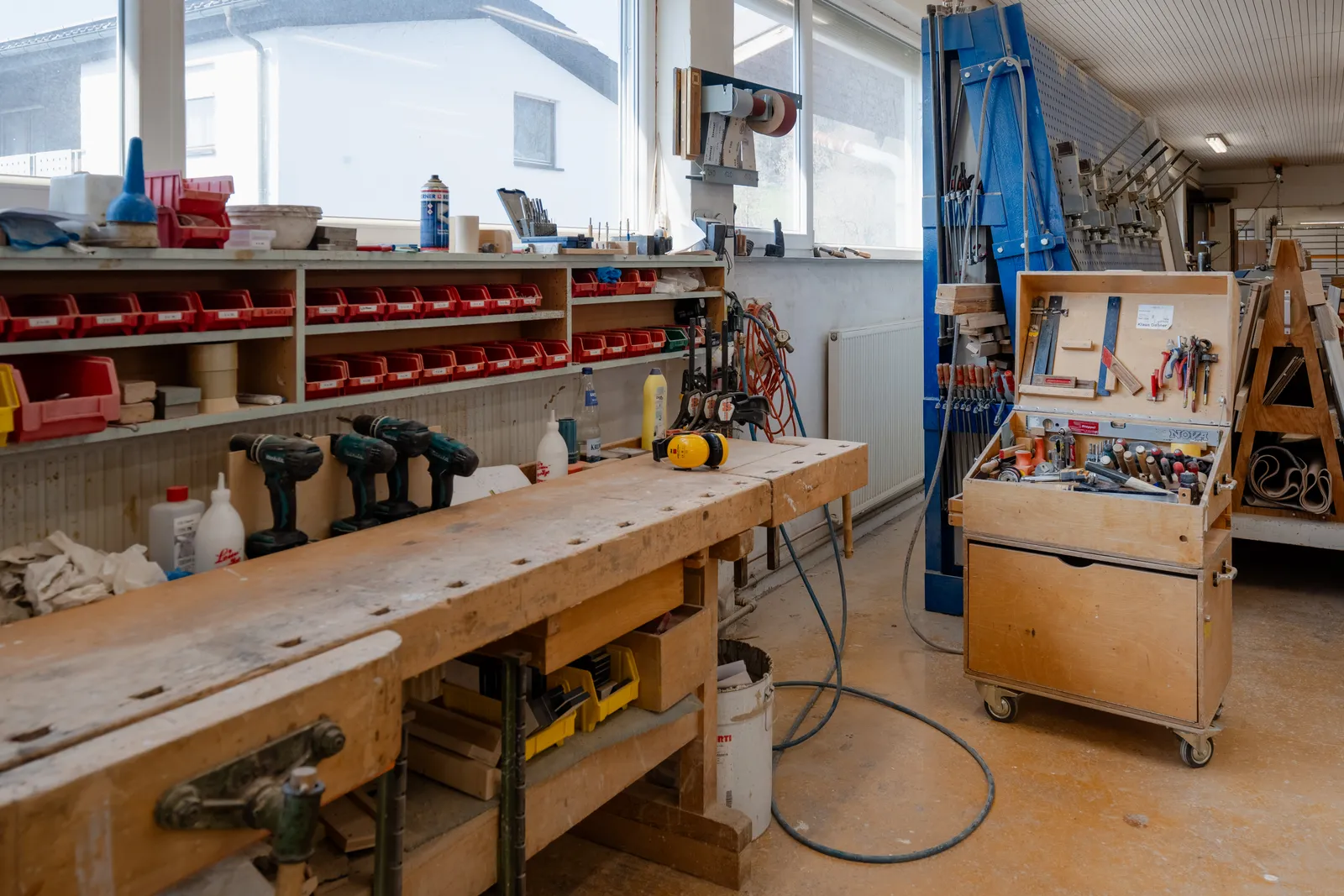 Präzisionsarbeit an der Werkbank – Schreinermeister-Qualität aus Leutkirch